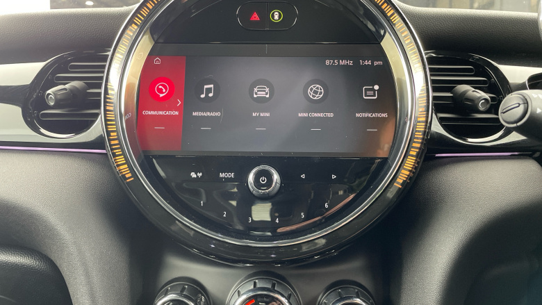 MINI Hatchback 1.5 Cooper Sport Premium 3dr Auto Petrol Hatchback